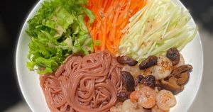 Nouilles de riz brun du Vietnam de qualité supérieure, emballage en vrac, biologiques, sans gluten, végétaliennes, saines, sans OGM, pâtes séchées asiatiques, vente en gros, OEM, ODM - Product Image 4