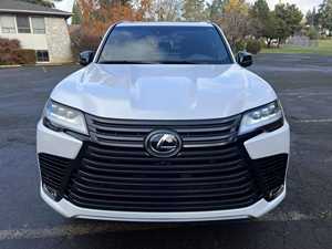 Lexus LX 600 Premium 2023, Paquetes de Mejora de Apariencia e Interior, 7 Asientos - Product Image 5