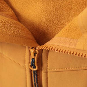 Veste Softshell à capuche en polyester personnalisée pour l'hiver Streetwear Doux Respirant Solide - Product Image 6