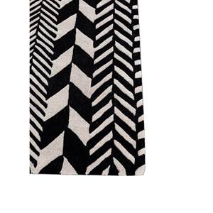 Adrift Wool <b>Hand</b> <b>Tufted</b> Grey & Black Chevron <b>Rug</b> for Home Tra-15151 - Product Image 4