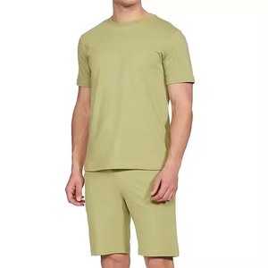 Vente en gros vêtements d'été nouveauté hommes ensembles à manches courtes t-shirt et short couleur unie vêtements pour hommes ensembles pour hommes personnalisation - Product Image 4