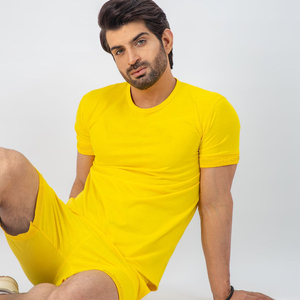 Conjunto de camiseta y pantalones cortos con estampado OEM para hombre, ropa informal de dos piezas con cuello redondo, conjuntos de camiseta y pantalones cortos transpirables para gimnasio de verano para uso al aire libre - Product Image 4