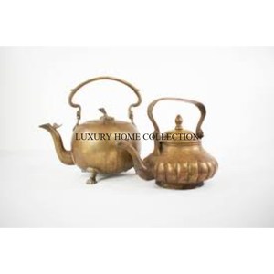 Modern New Look Brass <b>Teapot</b> with a Sleek and Elegant Design Suitable for Upscale Tea Servings and Decor Enthusiasts - Product Image 6