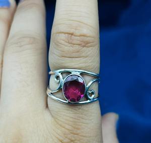 Anillo bohemio de plata de turmalina Rosa natural, anillo de declaración hecho a mano con ajuste de bisel para bodas - Product Image 2