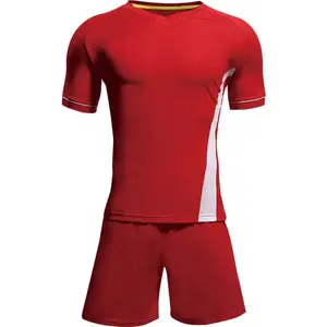 Vente en gros usine – Kits de maillots de football personnalisés avec logo et couleurs sur mesure, uniformes de soccer pour adultes, techniques de découpe automatisées, 100 % personnalisables - Product Image 3