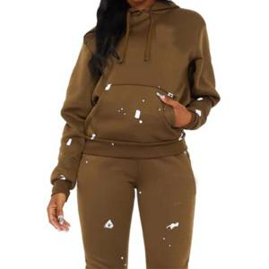 Ensemble sweat-shirt et jogging à éclaboussures de peinture marron pour femmes, tenue décontractée et élégante en deux pièces avec un design confortable, parfait pour tous les jours - Product Image 1