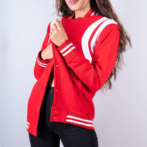 Veste universitaire inspirée du streetwear pour femmes avec contraste audacieux Veste universitaire pour femmes de haute qualité avec étiquette de marque personnalisée - Product Image 2