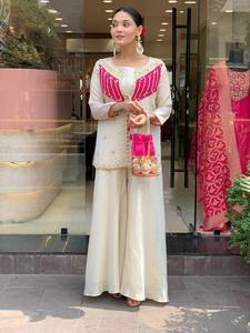 Perfect Match Ensemble 2 pièces moderne Salwar Kameez Ensemble élégant haut et bas pour femmes à la mode et confortable pour les occasions de fête - Product Image 6
