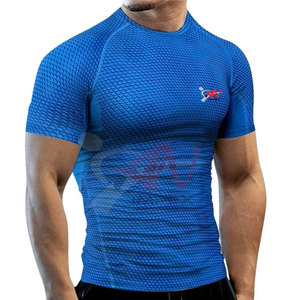 Haut de compression léger à manches courtes moderne pour le sport et la salle de sport - Product Image 2