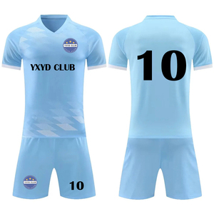 Uniforme de football confortable fabriqué par des professionnels, uniforme de football de produit très demandé pour les hommes - Product Image 6