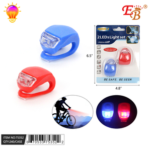 Luz Delantera LED para Bicicleta Eb de 6.5 x 4.8 Pulgadas, Resistente al Agua, Alimentada por Batería, para Montar en el Manillar, con 4 Modos, para Ciclismo Nocturno - Product Image 1
