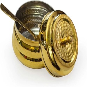 Utensilios de cocina de latón antiguo de 4 pulgadas con revestimiento de lata de 4 pulgadas Ghee/aceite/pepinillo con tapa y cuchara Material metálico - Product Image 1