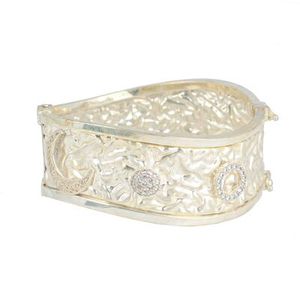 สร้อยข้อมือเทนนิสเงินแท้ 925 ประดับด้วยหิน รุ่น Wrinkle ดีไซน์ทันสมัย - Product Image 2