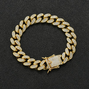 Vente en Gros Mode Hommes 12mm Bracelet Chaîne Cubaine Bijoux Hip Hop en Or - Product Image 1