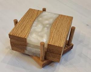 Posavasos de Río de madera de acacia roja y resina epoxi de remolino opaco perla blanca Precio al por mayor - Product Image 1