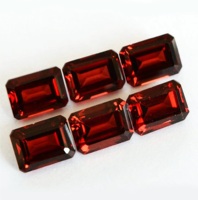 Granat Rouge Naturel du Mozambique, Taille Carrée Facettée, Certifié par une Société d'Expertise, Coszcatl Exports, Pierres Précieuses en Vrac pour la Fabrication de Bijoux