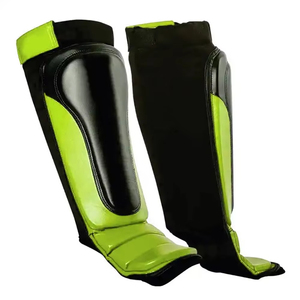 Espinilleras Deportivas Transpirables y Ajustables de Cuero Ligero con Cierre de Velcro para Niños y Adultos, Protección para Pantorrillas de Fútbol - Product Image 6