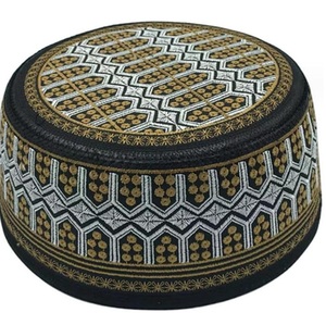 Nouveau Omanais personnalisé Namaz imprimé casquettes chapeau islamique casquette de prière pour hommes musulmans en gros hommes broderie islamique prière casquettes rondes - Product Image 1