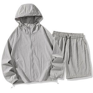Ensemble coupe-vent et court en polyester et nylon avec fermeture éclair Baggy personnalisé nouvelle mode Survêtement coupe-vent pour hommes - Product Image 4