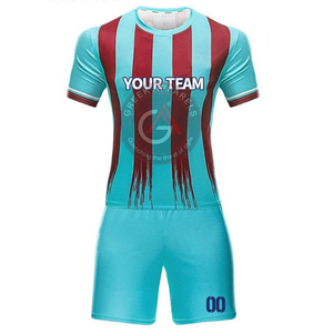 Service OEM, uniformes de football à logo personnalisé pour vêtements de sport, uniformes de football pour hommes à bas prix fabriqués par des professionnels - Product Image 6