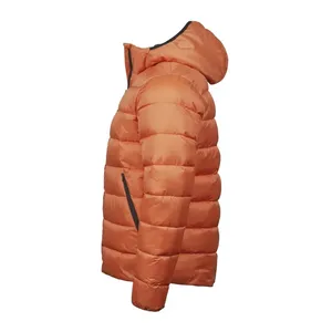 Giacca Leggera Sostenibile con Cappuccio, Felpe e Maglioni Promozionali - Product Image 5