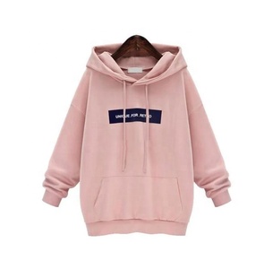 2023 vente chaude coton à capuche jeunes femmes mode court rétractile couleur épaule à capuche haute qualité femmes sweats à capuche - Product Image 1