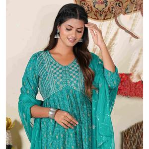 Aliya Green Floral Printed Bordado Cut Kurta Set con pantalón y Dupatta para mujer - Product Image 3