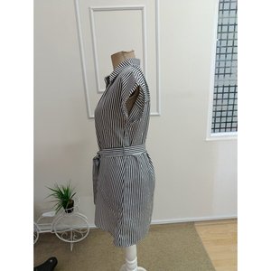 Robe en tricot à manches courtes et col boutonné pour femme Jane's avec ceinture 34886-Noir - Product Image 5