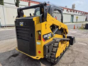 Chargeuses compactes sur chenilles d'occasion Cat 259D avec broyeur, modèle 2023, moteur Caterpillar, haute efficacité énergétique, capacité de charge nominale de 400 tonnes, moteur et pompe - Product Image 5