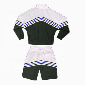 Conjunto corto cortavientos personalizado de alta calidad para hombre, conjunto de chándal de nailon cortavientos transpirable de ajuste relajado sólido para verano - Product Image 6