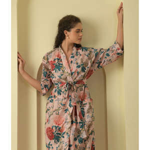 Robe rose Botanic Bae avec ceinture - Robe de plage pour femme - Product Image 4