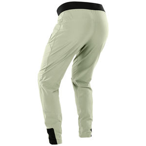 Pantalones de Ciclismo MTB Unisex Fabricados en Pakistán al por Mayor, Hechos a Medida con Impresiones de Logotipo Personalizadas, Transpirables y de Secado Rápido - Product Image 4