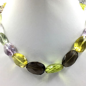 พลอยหลายชนิดทรงเว้าแบบธรรมชาติสำหรับทำเครื่องประดับชั้นดี สร้อยคอพลอย - Product Image 1