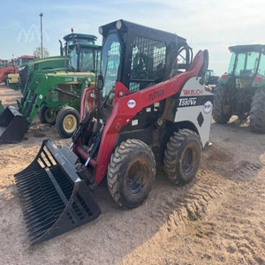 Cargadora compacta Takeuchi TS80V2 de 74HP con elevación vertical y sistema hidráulico de alto flujo en venta - Product Image 1