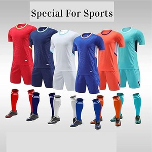 Maillots de football unisexes personnalisés OEM, tenue de sport sur mesure, kit à manches courtes, respirant, léger, été - Product Image 4