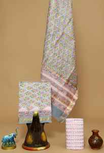 Maheswari วัสดุชุดผ้าไหมเหมาะสำหรับนักออกแบบเครื่องแต่งกายและผู้ผลิตเครื่องแต่งกายสตรีสำหรับขายในใบสีเขียวพิมพ์ - Product Image 5