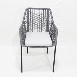 Mecedora plegable de aluminio para exteriores CH-Factory moderna y elegante con cojines para uso en el jardín - Product Image 2