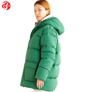 Veste matelassée pour femmes dans un nouveau style à prix raisonnables Veste respirante de meilleure qualité, respirante, grande taille pour femmes - Product Image 3