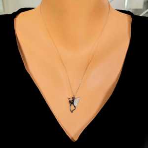 Collier Flying Angel Model 925 en argent sterling avec pierres serties de noir, rose et blanc - Product Image 1