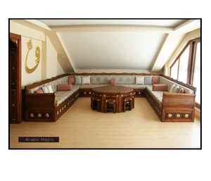 Diseño interior árabe Majlis, diseño clásico moderno, elegante conjunto de sala de estar, asientos de esquina de lujo, diseño que ahorra espacio - Product Image 1