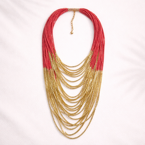 Collar llamativo de varias capas en rojo y dorado - Product Image 2