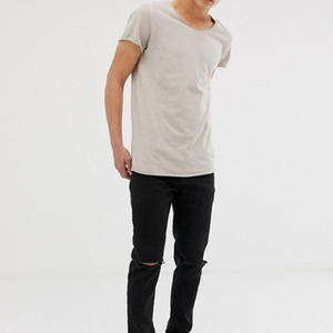 Camiseta de Hombre de la Mejor Calidad, Lavada al Ácido, Diseño de Parches Estampados, Estilo Holgado, Tallas Grandes, MOQ Bajo, Camisetas de Hombre con Cuello en V - Product Image 4