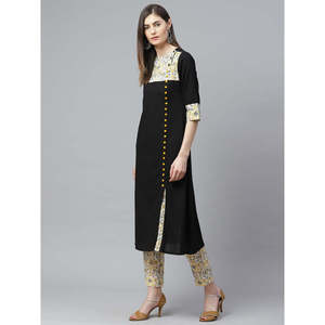 ชุดกางเกงผ้าฝ้ายพิมพ์ลาย kurta และ Ikat สีดำสำหรับผู้หญิง - Product Image 2