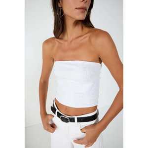 Top court sans bretelles orné de pierres - Product Image 3