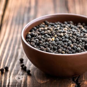 พริกไทยดำคุณภาพสูงจากเวียดนามพริกไทยแห้ง MC Asta 500สะอาด/550/570/580/600 GL รสเผ็ดเผ็ดร้อนส่วนเมล็ดสมุนไพร - Product Image 1