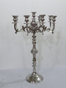 Candelabro Indio Niquelado para Bodas, Elegante y Lujoso Candelabro Real de 5 Brazos para Decoración de Bodas y Centro de Mesa - Product Image 4