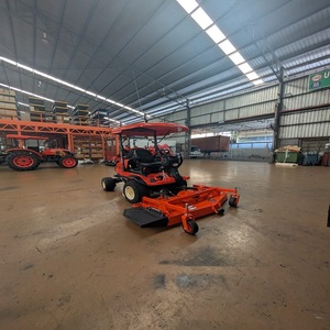 Tondeuse à gazon diesel Kubota F2890 robuste, moteur 2 temps 125cc avec bac de ramassage, achetez maintenant en stock. - Product Image 2