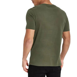 Camiseta transpirable y de secado rápido de algodón 100% de alta calidad para hombres Camiseta personalizada en relieve 3D con mangas cortas - Product Image 3
