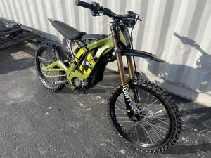 NOUVEAU - Moto tout-terrain électrique Sur Ron Light Bee X 60V 8000W 40Ah de qualité industrielle, scellée en usine, modèle 2025 - OEM/ODM disponible - Product Image 1
