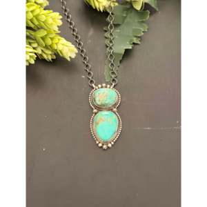 Collier Scott Skeets Kingman en turquoise et argent sterling, bijou de collection culturelle - Product Image 2